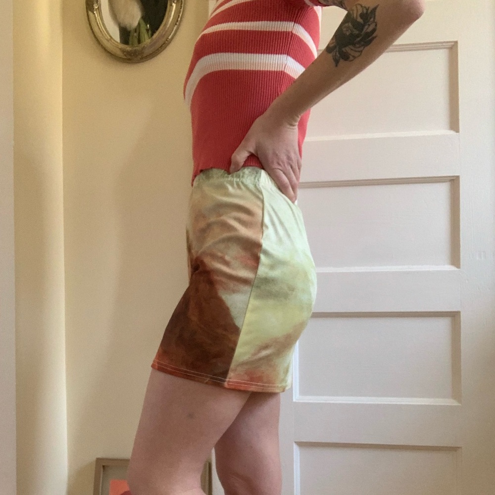 y2k graphic mini skirt - Picture 6 of 8